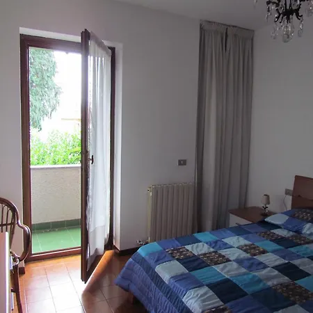 Bilocale Dante 아파트